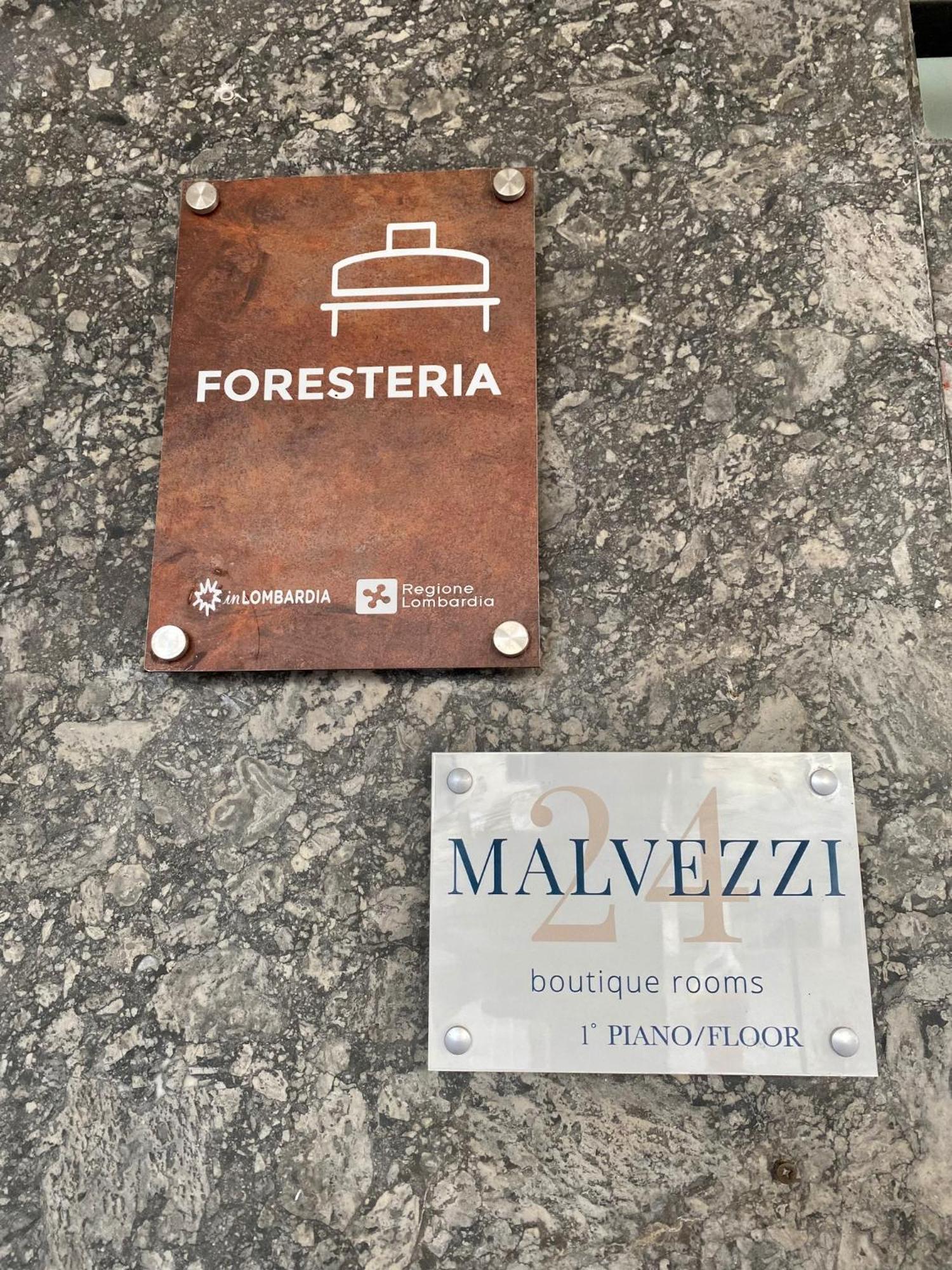 Malvezzi24 Boutique Rooms Desenzano del Garda Luaran gambar